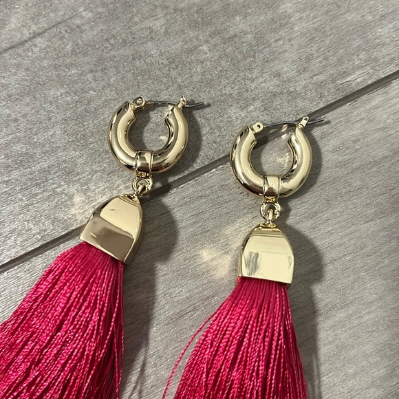 Fuchsia Tassel Gold Earrings - Picture 3 of 4